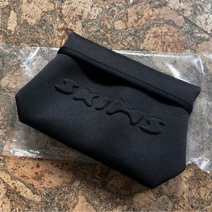 NWT Skims Small Neoprene Pouch